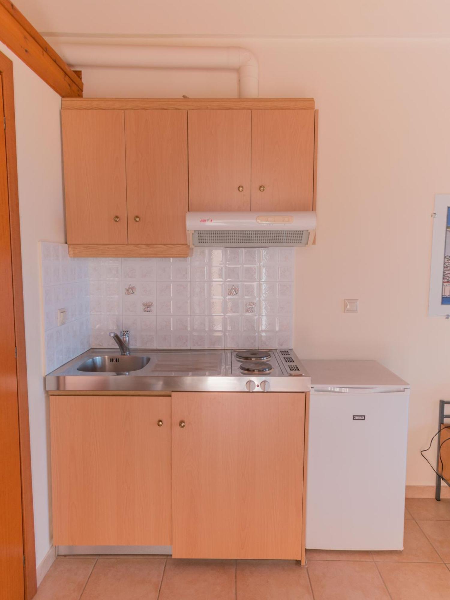 Apartments Hotel & Studios, Xifoupolis Монемвазия Экстерьер фото