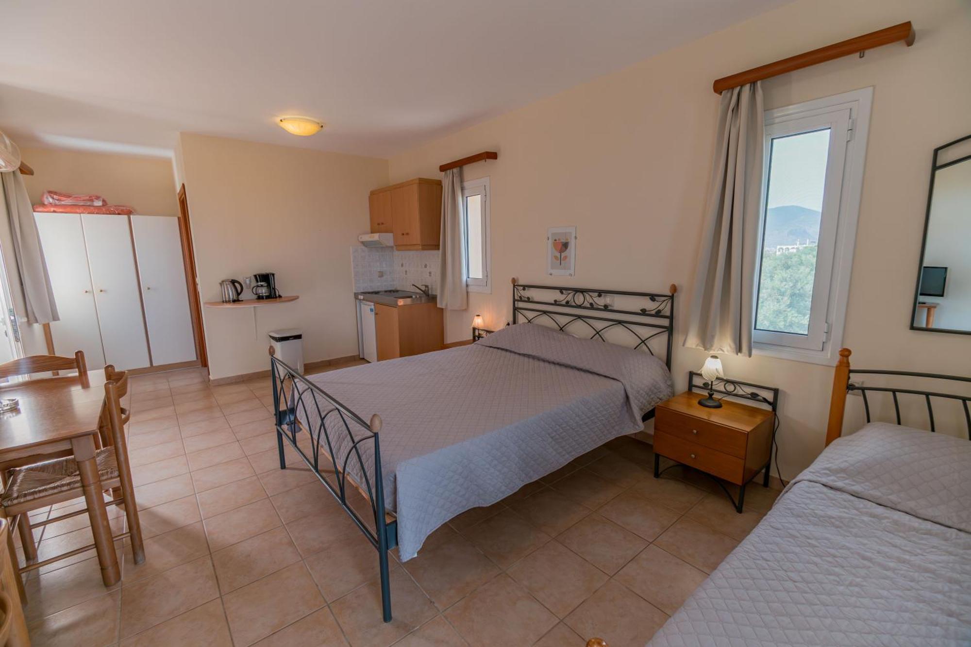 Apartments Hotel & Studios, Xifoupolis Монемвазия Экстерьер фото